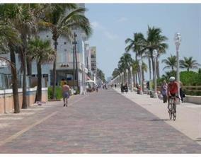 YOU ARE LIVING AT THE BEACH & BROADWALK