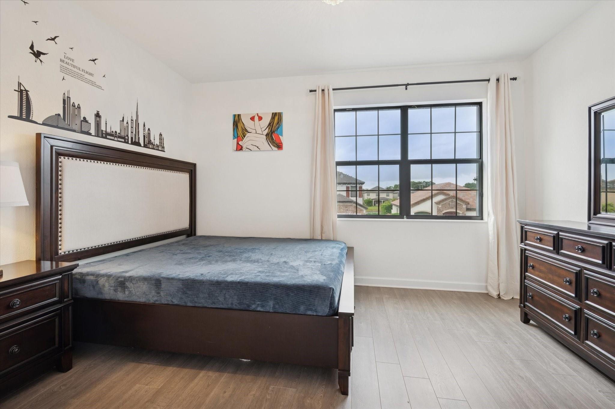 Guest Bedroom Upstairs
