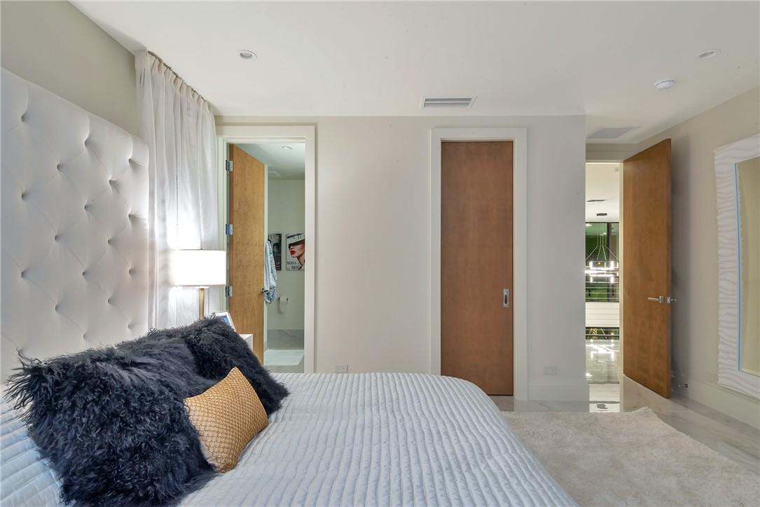 2 Fiesta Way, Fort Lauderdale, FL 33301