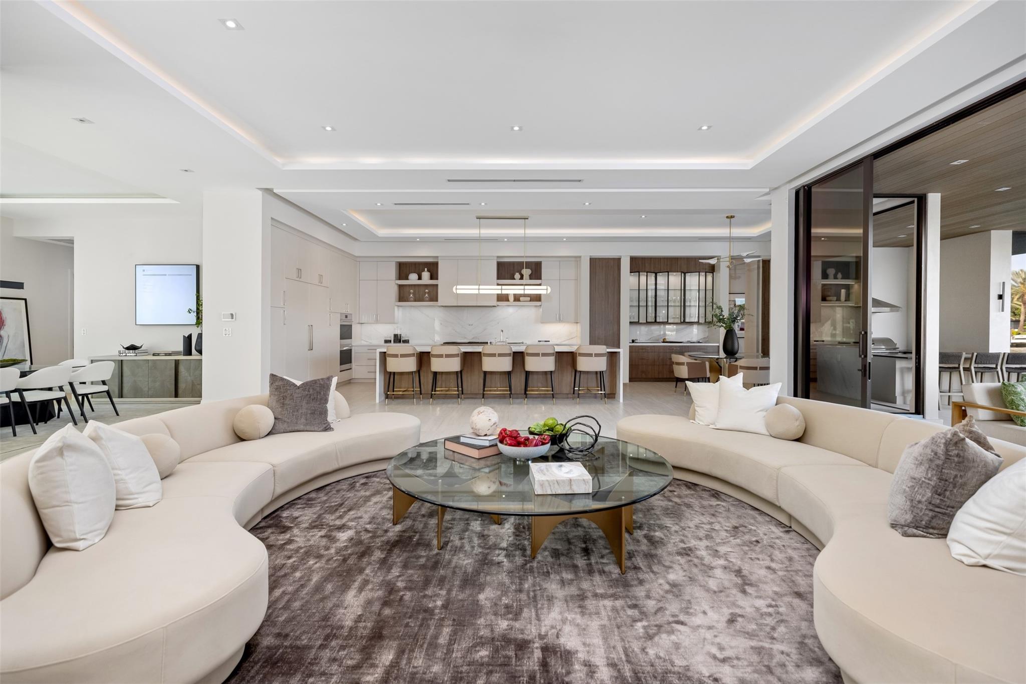 32 Seneca Road, Fort Lauderdale, FL 33308