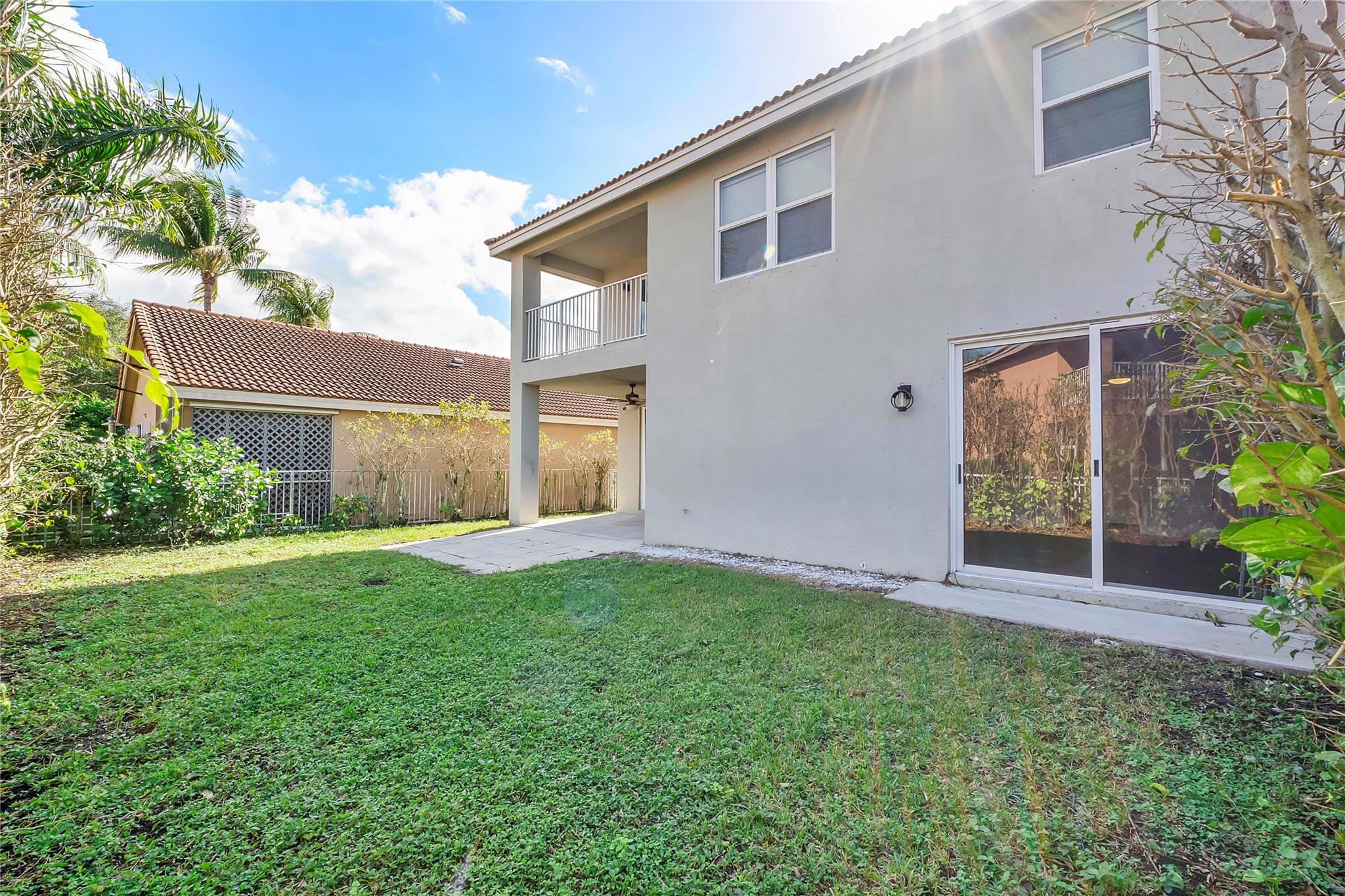 11571 NW 4th Mnr, Coral Springs, FL 33071