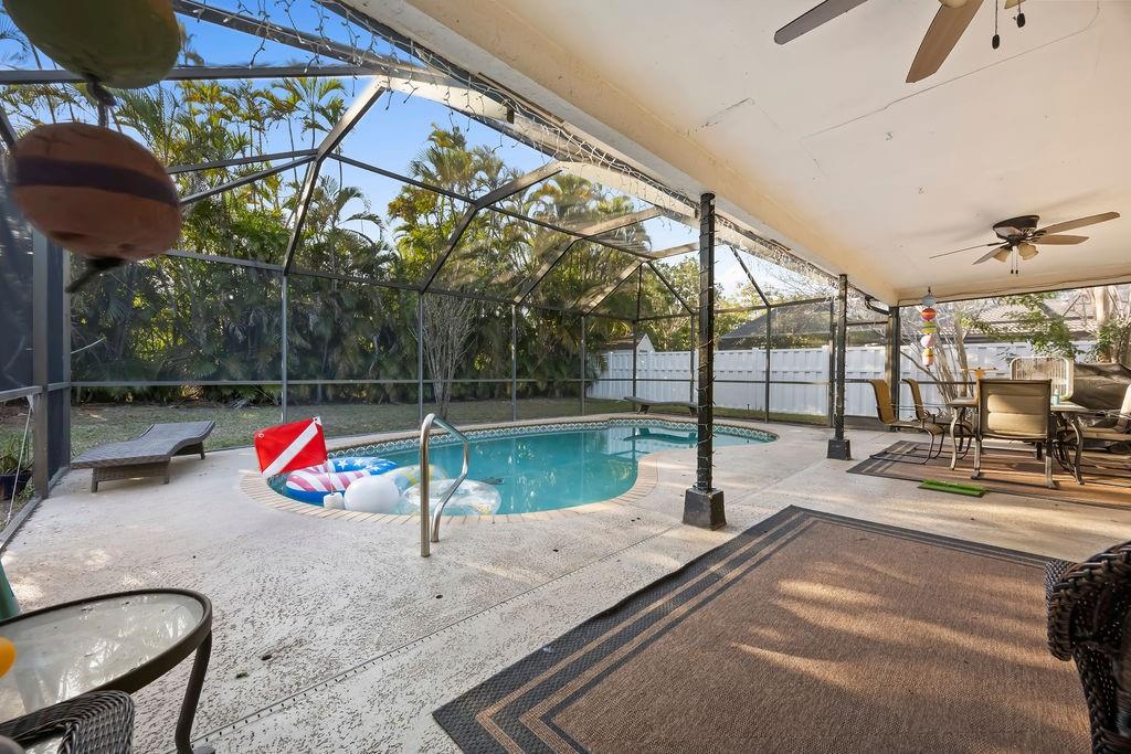 1060 NW 82nd Avenue, Coral Springs, FL 33071