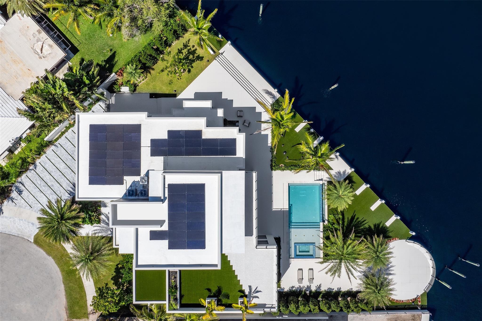 1555 SE 14th Court, Deerfield Beach, FL 33441