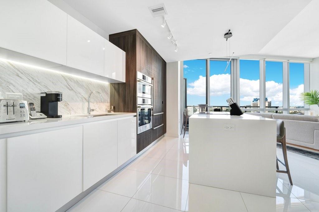 851 NE 1st Avenue 2202, Miami, FL 33132