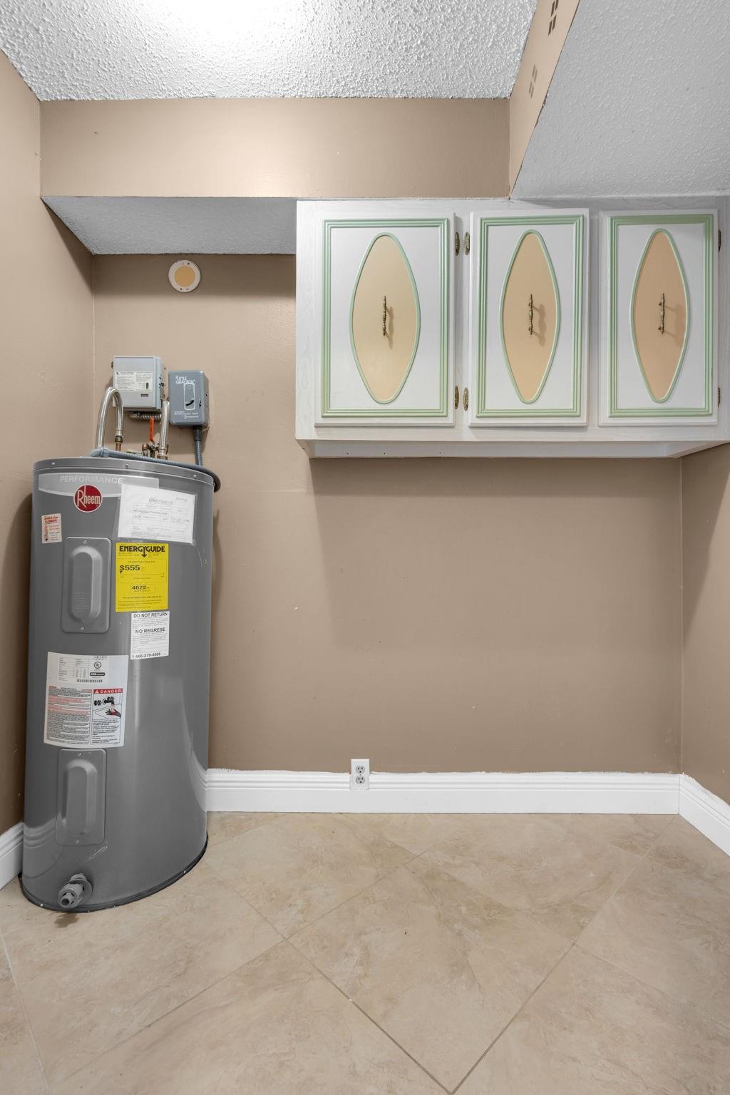 3981 NW 81st Terrace, Coral Springs, FL 33065