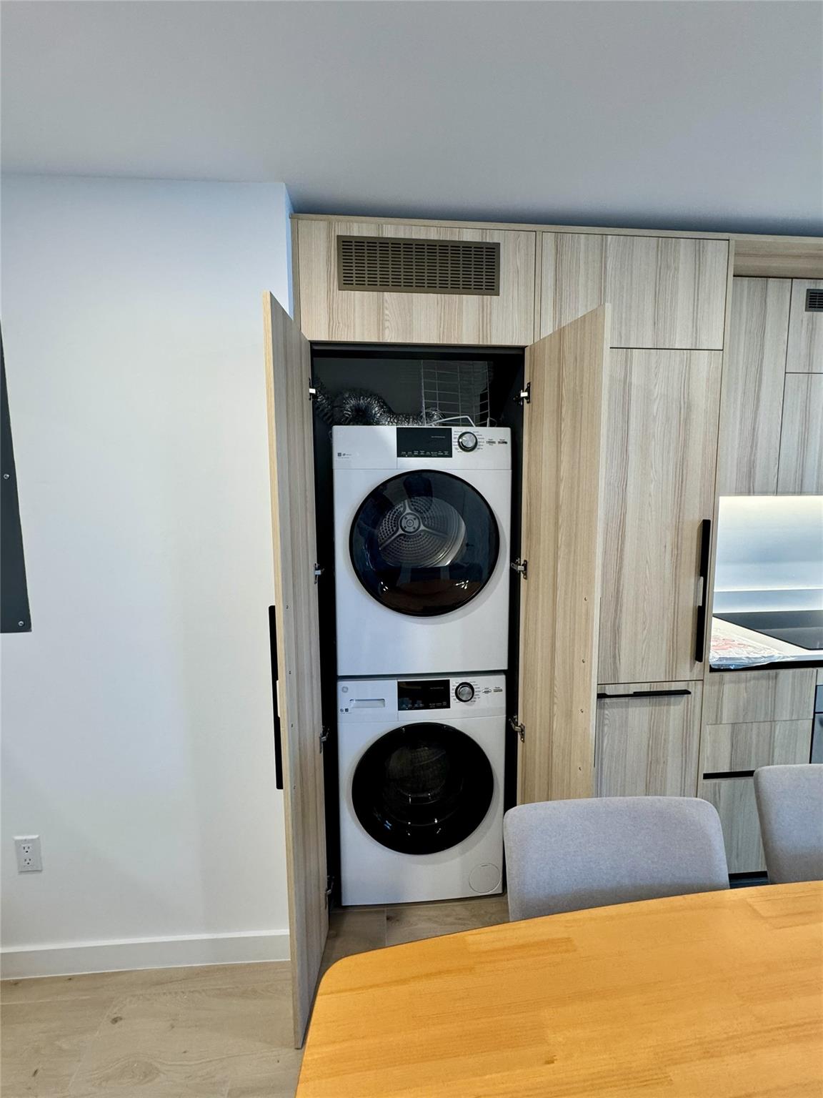 225 N Miami Avenue 2507, Miami, FL 33128