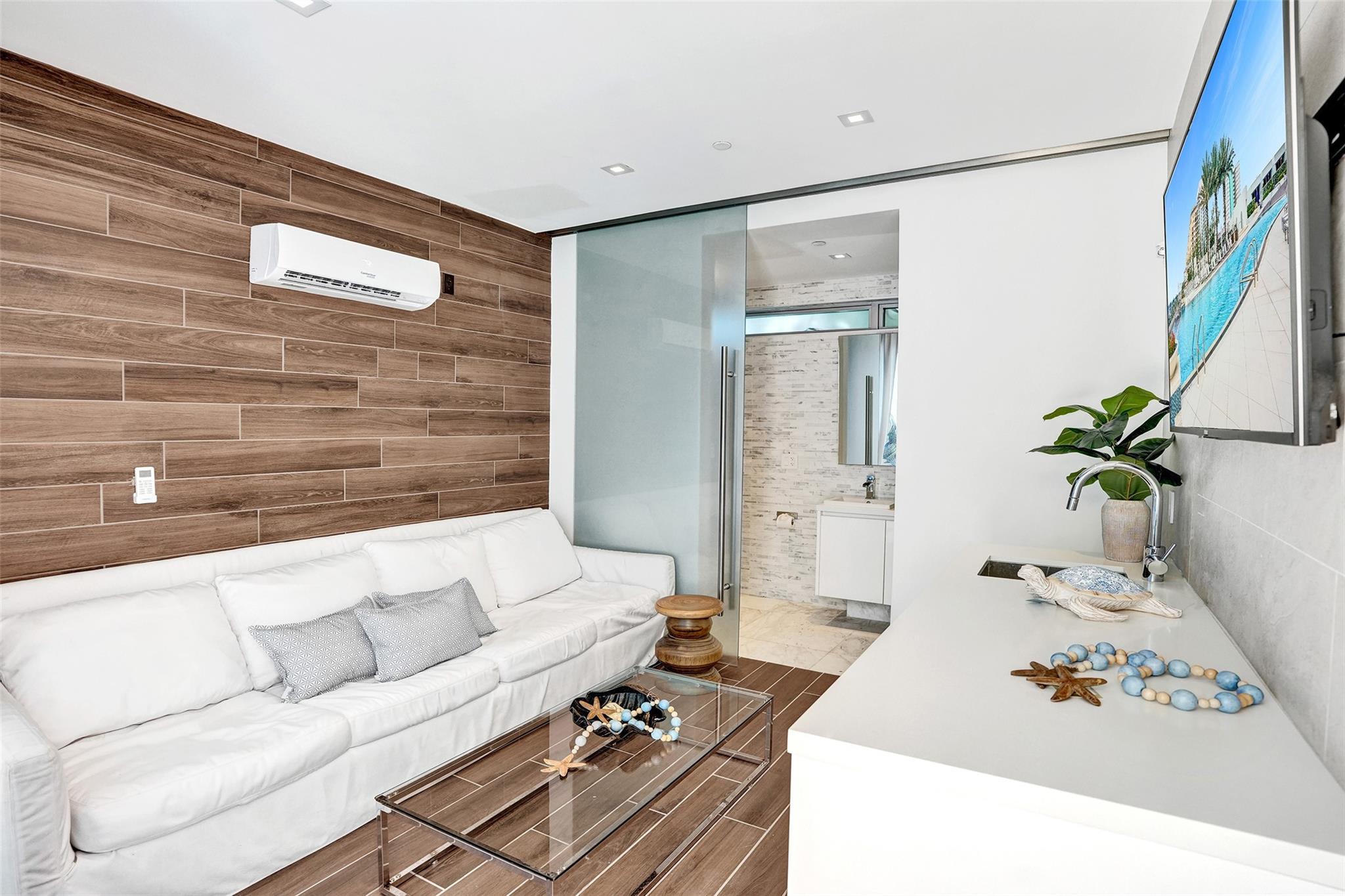 701 N Fort Lauderdale Beach Boulevard PH 1801, Fort Lauderdale, FL 33304