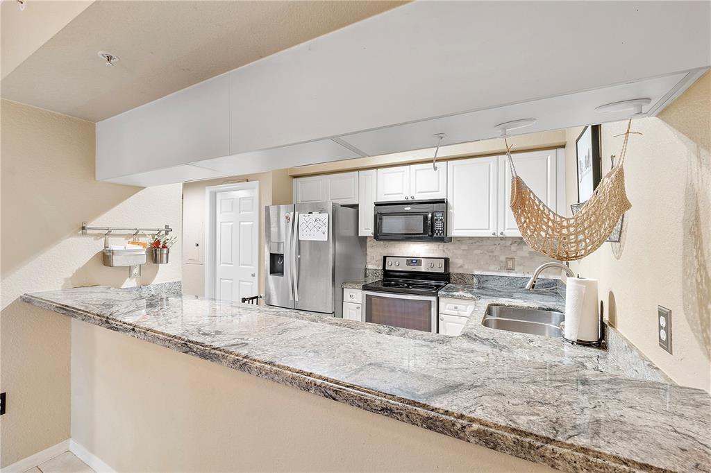 6926 W Sample Road 6926, Coral Springs, FL 33067