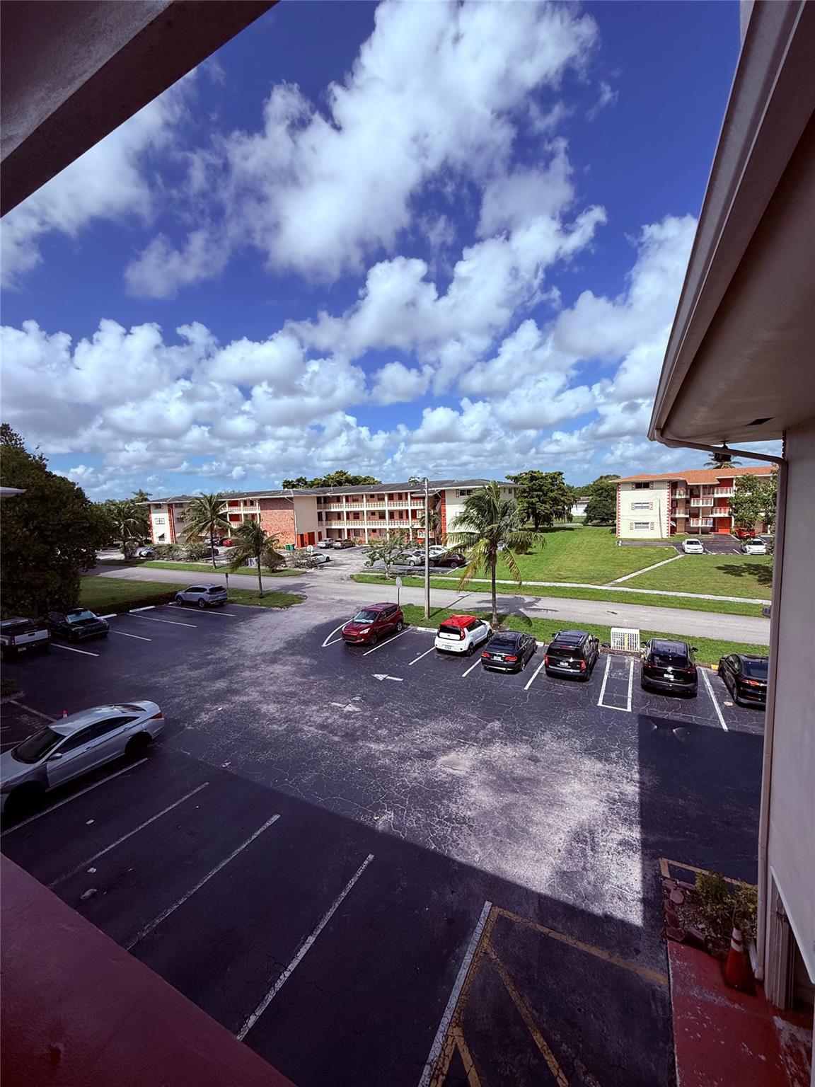 Photo for 4730 NW 10th Court, 312, Plantation, FL 33313 - listing #FX-10535729 4730 NW 10th Court, 312, Plantation, FL 33313