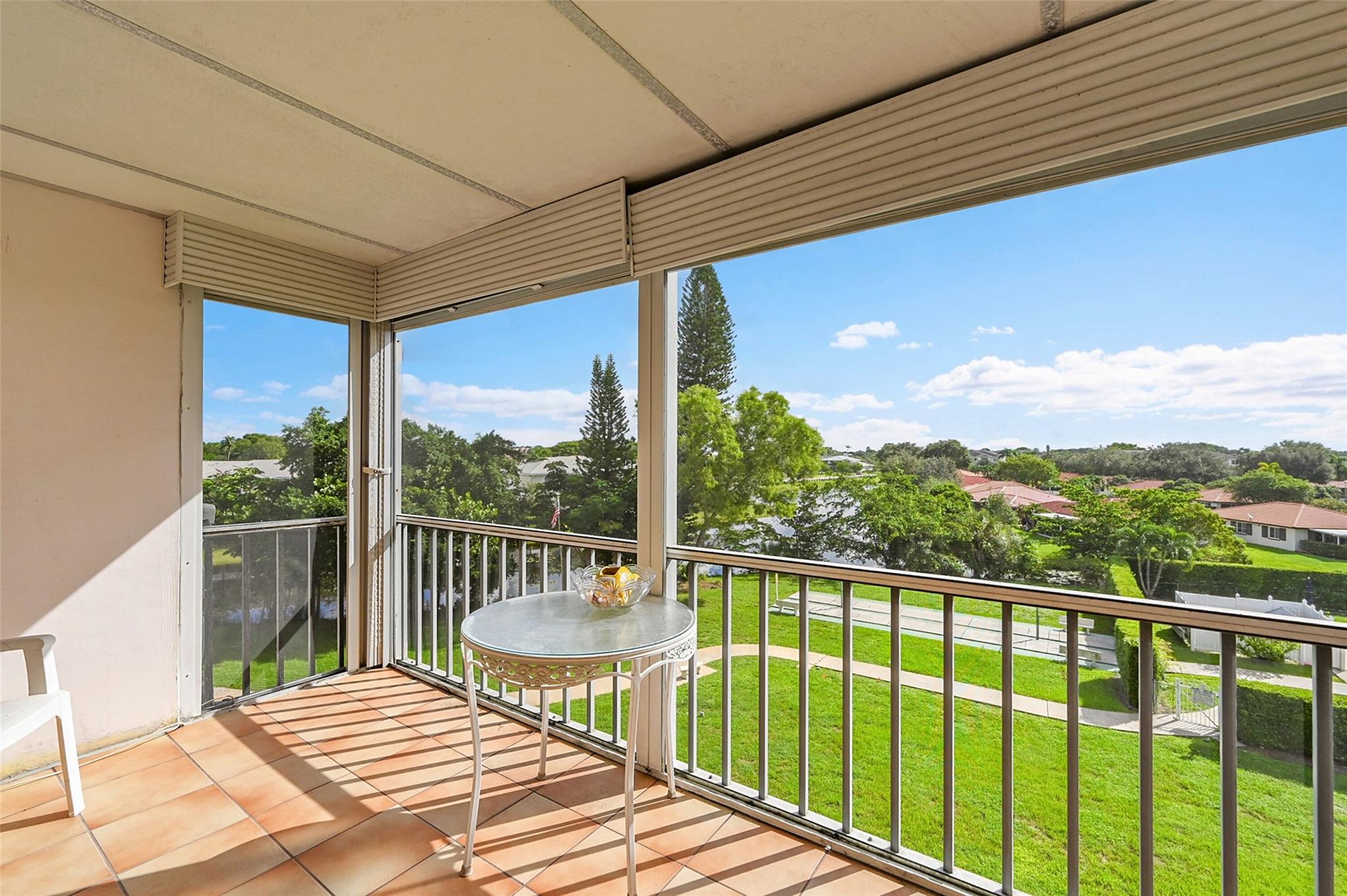 3475 Broken Woods Drive 401, Coral Springs, FL 33065