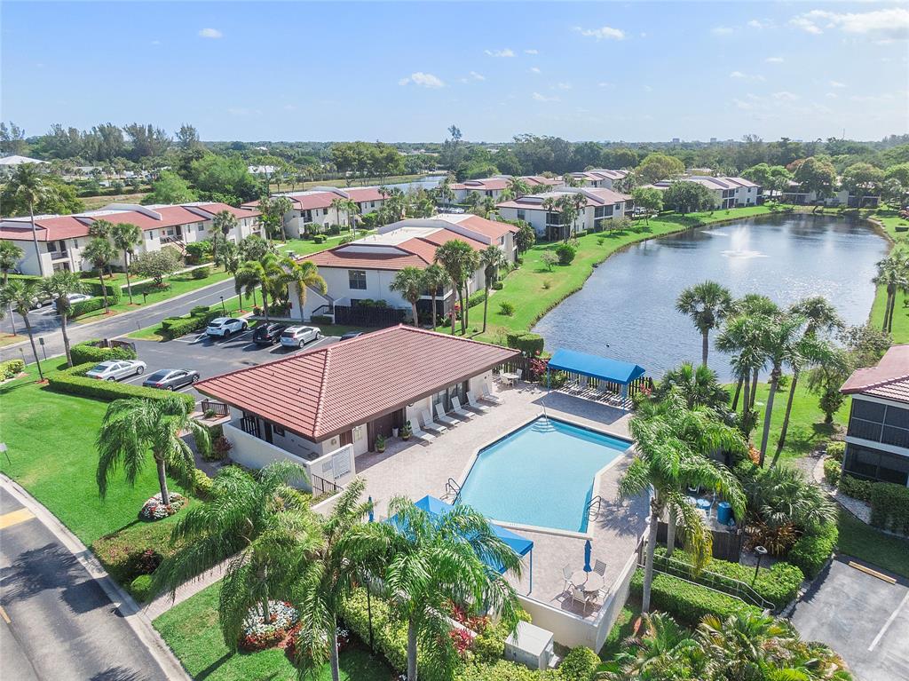 Photo for 8210 E Casa Del Lago, E, Boca Raton, FL 33433 - Listing #FX-10435946 8210 E Casa Del Lago, E, Boca Raton, FL 33433
