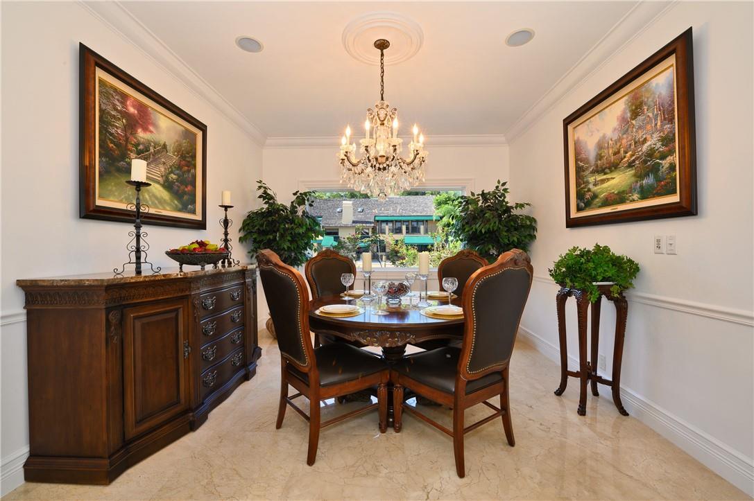 2 Compass Lane, Fort Lauderdale, FL 33308