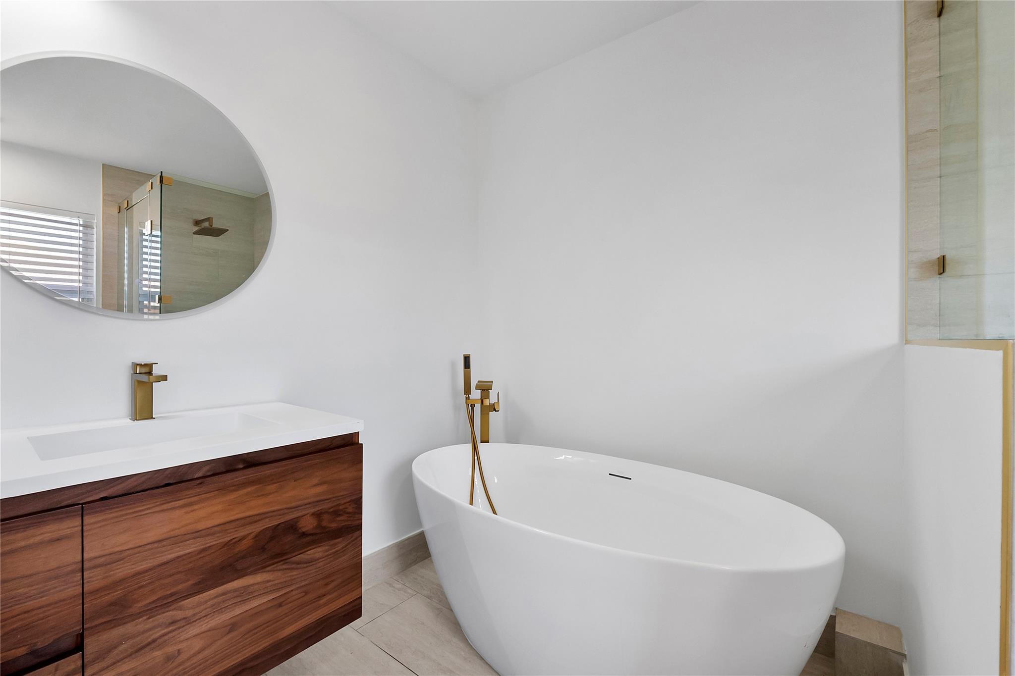 11571 NW 4th Mnr, Coral Springs, FL 33071