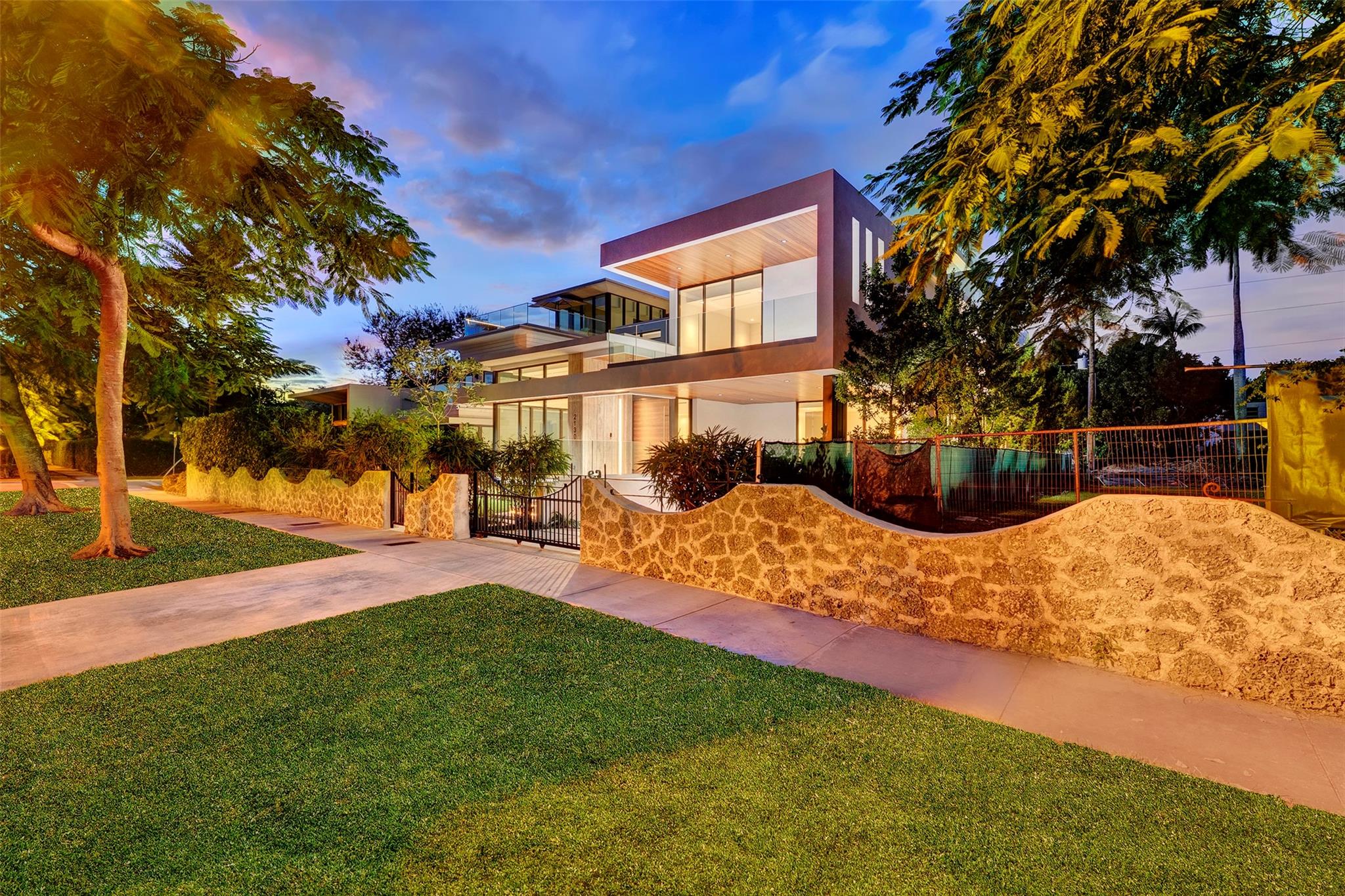 2130 S Miami Avenue, Miami, FL 33129