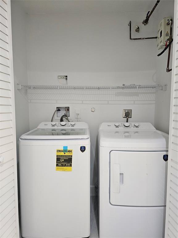 9557 NW 2nd Place 9557, Coral Springs, FL 33071