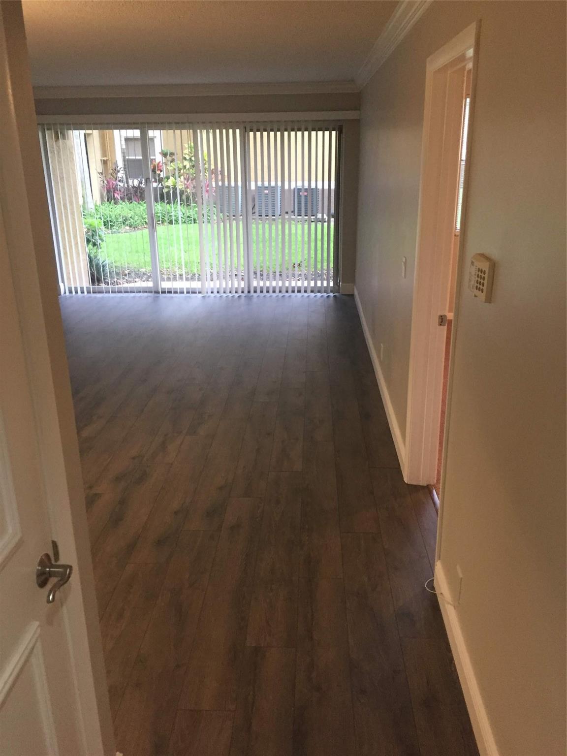 8721 Wiles Road 102, Coral Springs, FL 33067