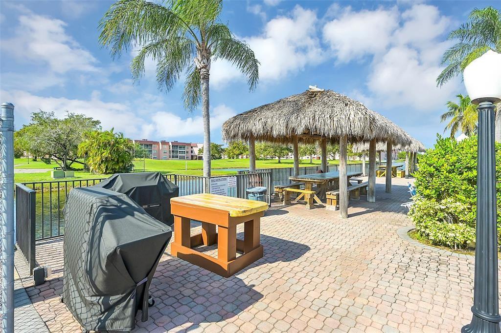 Photo for 9460 Sunrise Lakes Boulevard, 106, Sunrise, FL 33322 - Listing #FX-10526719 9460 Sunrise Lakes Boulevard, 106, Sunrise, FL 33322