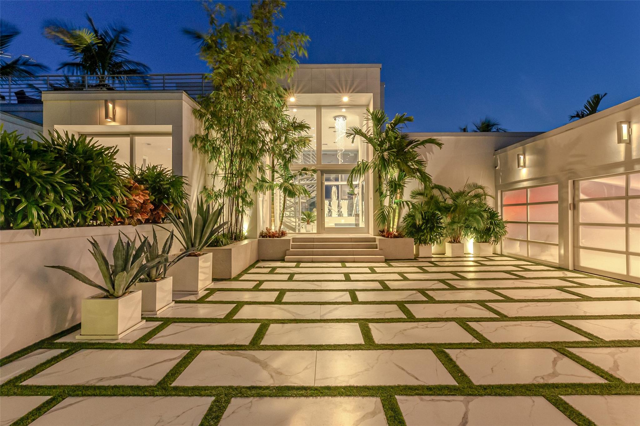 2200 Inlet Drive, Fort Lauderdale, FL 33316