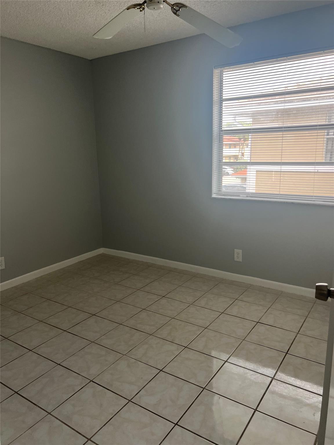 1022 Twin Lakes Drive, Coral Springs, FL 33071