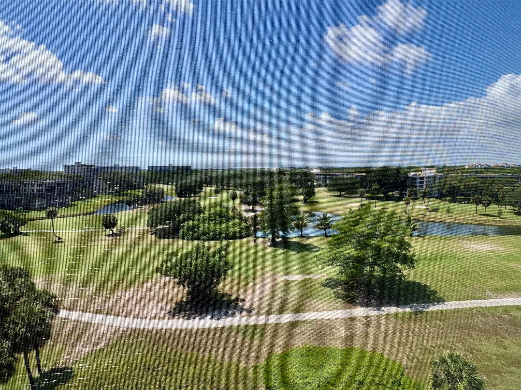 Photo for 3520 Oaks Way, 807 807, Pompano Beach, FL 33069 - listing #FX-10497801 3520 Oaks Way, 807 807, Pompano Beach, FL 33069