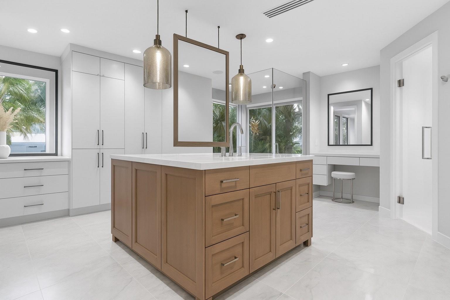 615 Idlewyld Drive, Fort Lauderdale, FL 33301