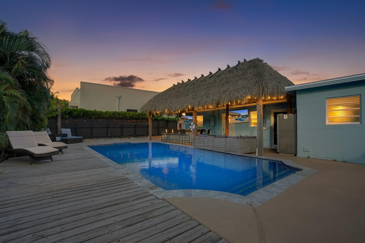 Photo for 4221 NE 13th Avenue, Oakland Park, FL 33334 - listing #FX-10540367 4221 NE 13th Avenue, Oakland Park, FL 33334