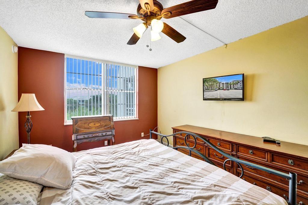 Photo for 9230 Lagoon Place, 406, Davie, FL 33324 - Listing #FX-10527214 9230 Lagoon Place, 406, Davie, FL 33324