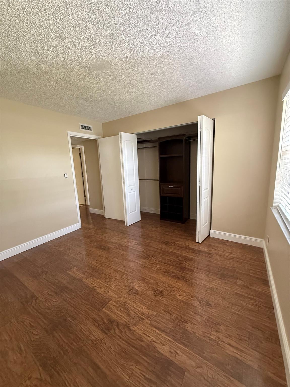 1200 NW 87th Avenue 114, Coral Springs, FL 33071