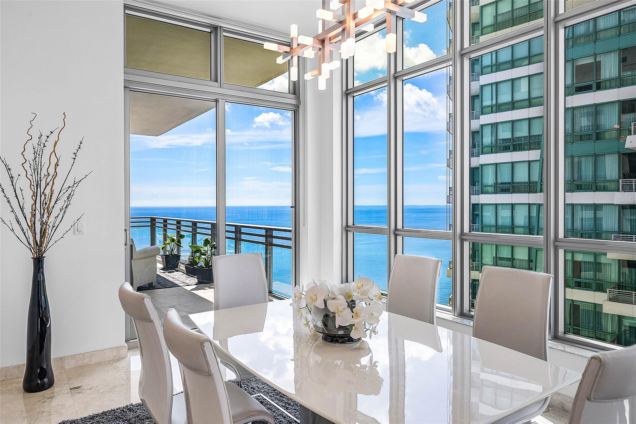 Photo for 3535 S Ocean Drive, 2605, Hollywood, FL 33019 - Listing #FX-10526434 3535 S Ocean Drive, 2605, Hollywood, FL 33019