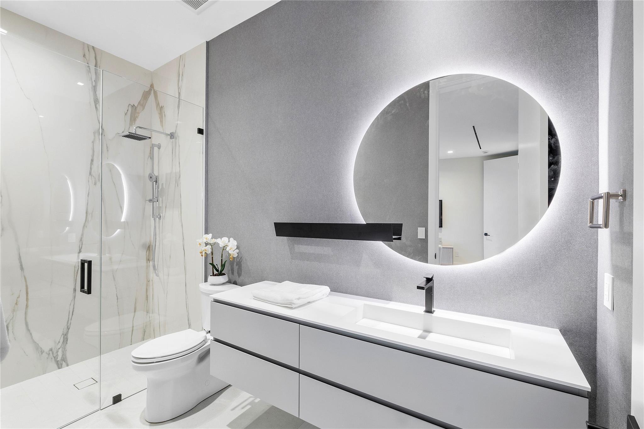 2880 NE 28th Street, Fort Lauderdale, FL 33306