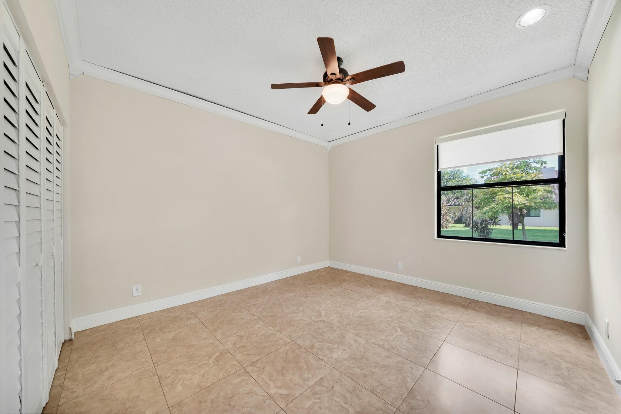 645 NW 102nd Avenue, Coral Springs, FL 33071