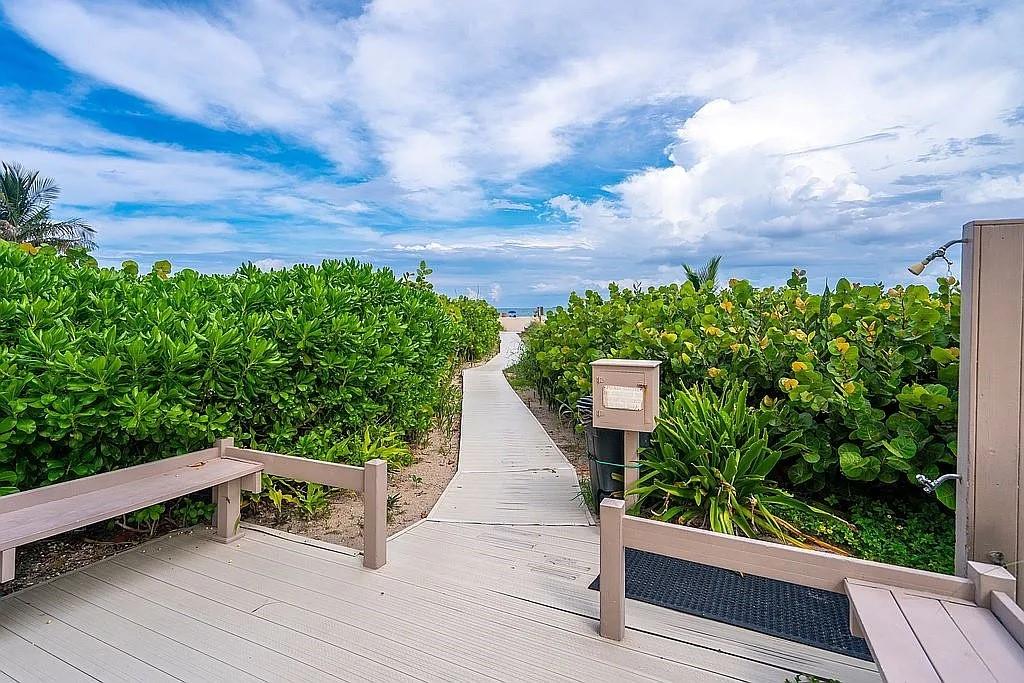 Photo for 2800 N Ocean Drive, A5B, West Palm Beach, FL 33404 - Listing #FX-10506493 2800 N Ocean Drive, A5B, West Palm Beach, FL 33404