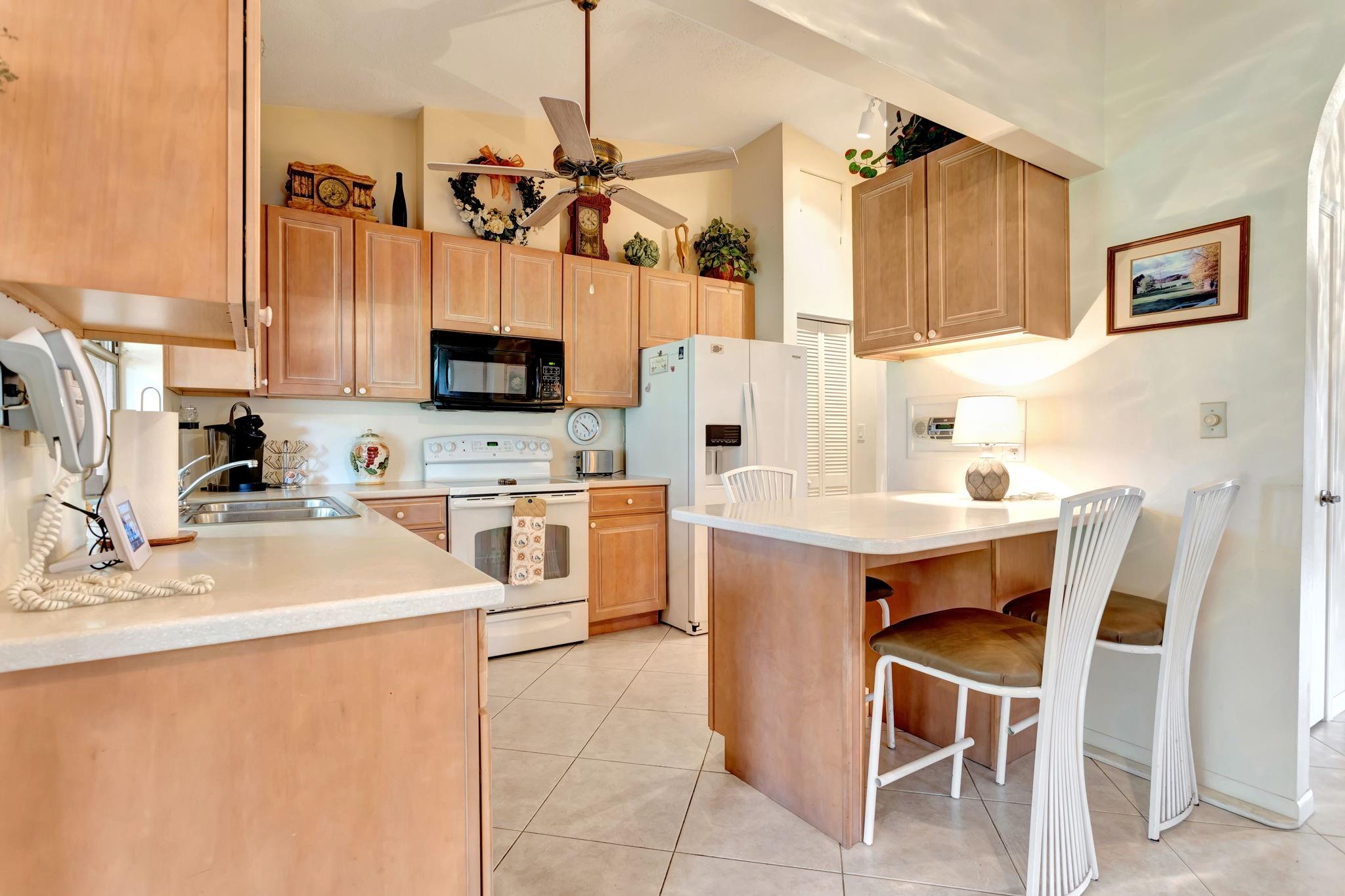 10072 Ramblewood Drive, Coral Springs, FL 33071