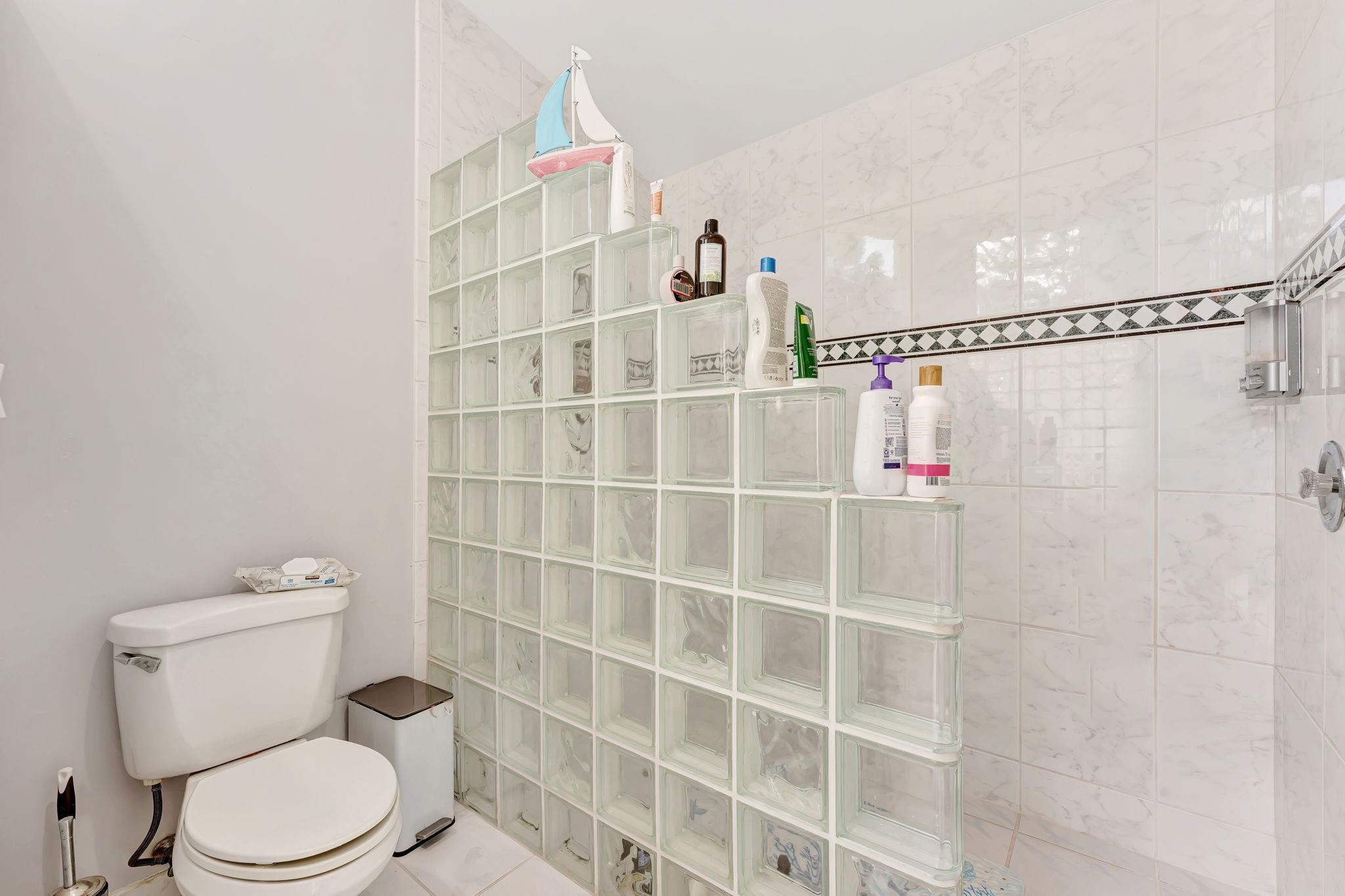 8140 NW 51st Place, Coral Springs, FL 33067