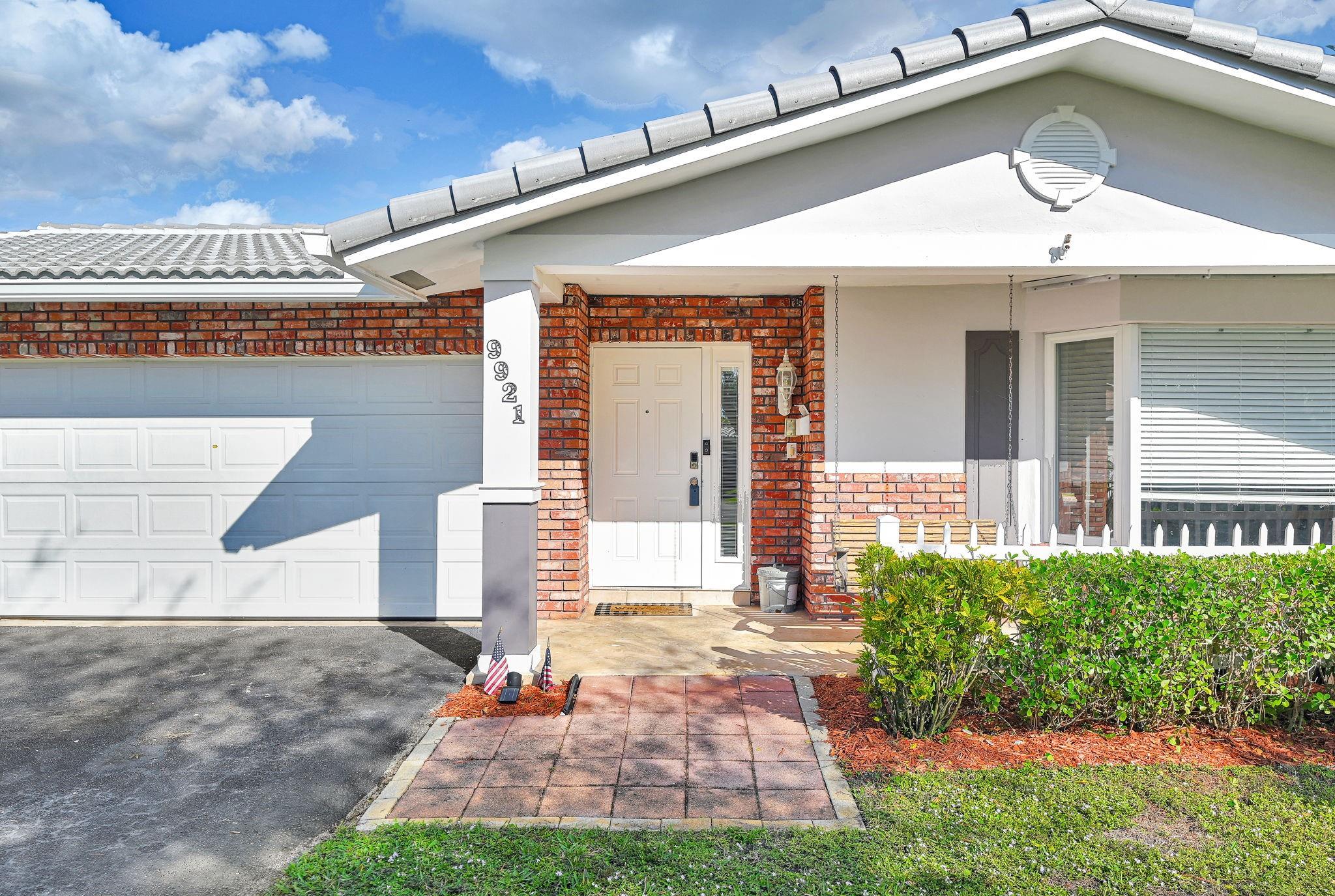 9921 NW 38th Street, Coral Springs, FL 33065