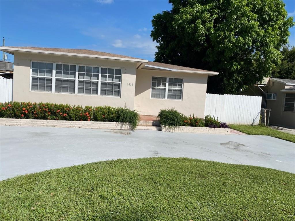 Photo for 2435 Mckinley Street, Hollywood, FL 33020 - listing #FX-10534807 2435 Mckinley Street, Hollywood, FL 33020