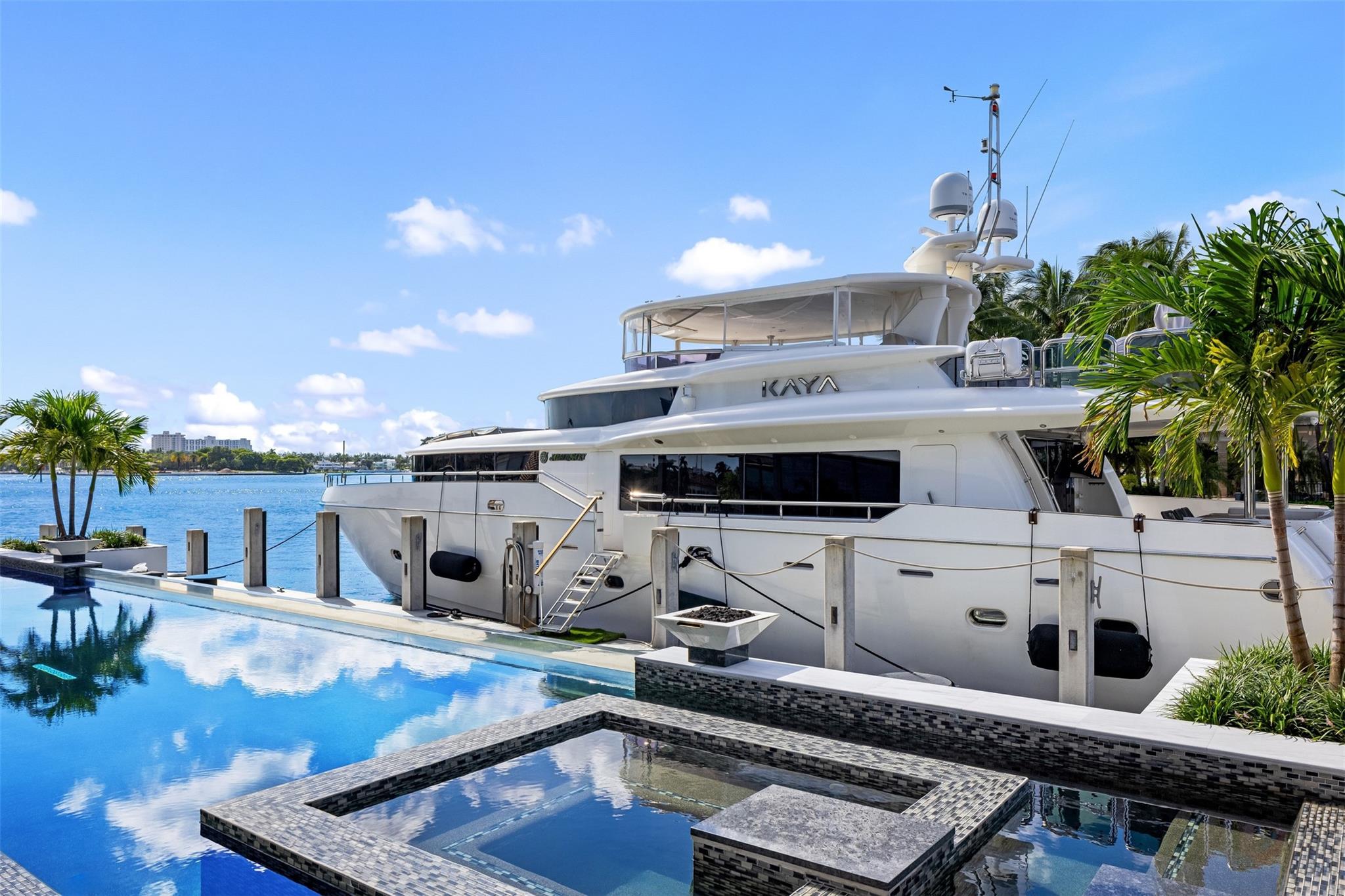 1845 SE 7th Street, Fort Lauderdale, FL 33316