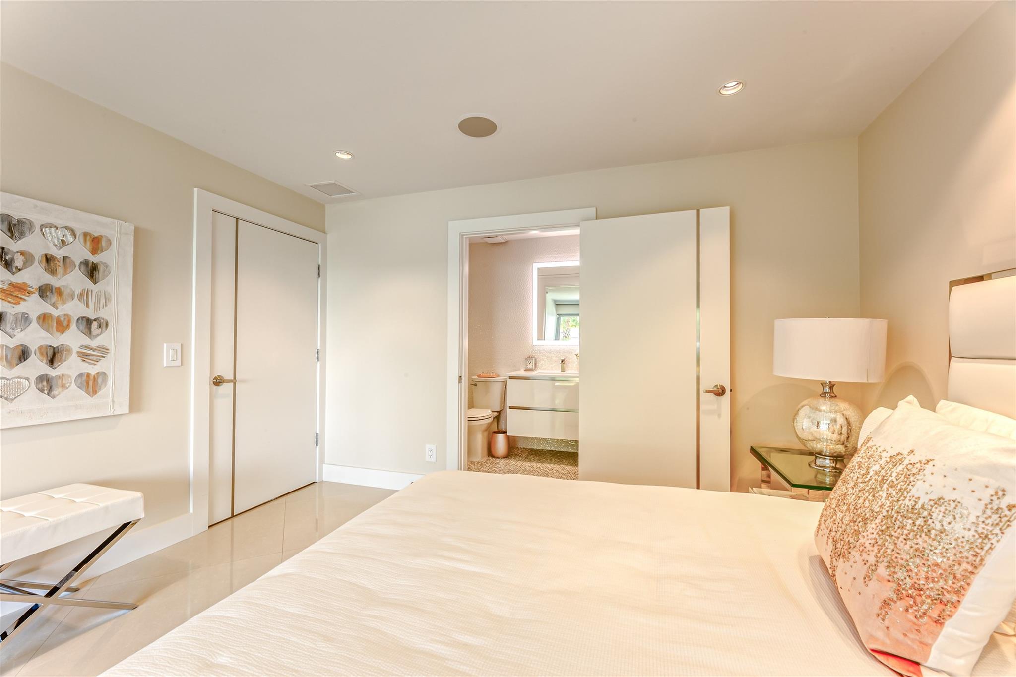 2200 Inlet Drive, Fort Lauderdale, FL 33316