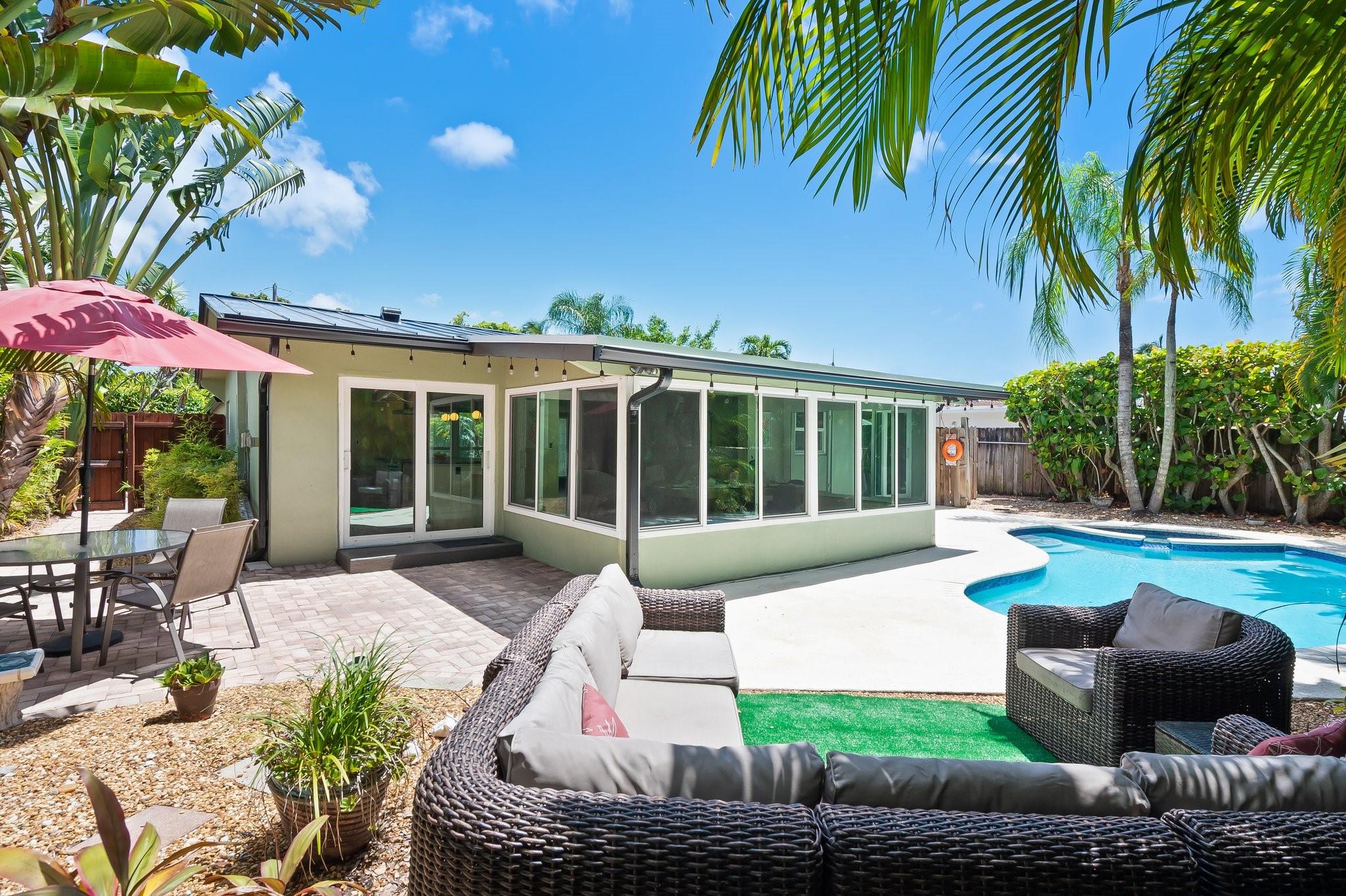 Photo for 8 NE 29th Street, Wilton Manors, FL 33334 - Listing #FX-10526644 8 NE 29th Street, Wilton Manors, FL 33334