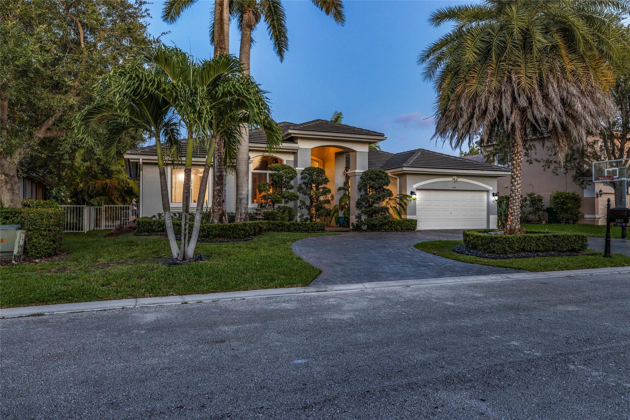 385 NW 118th Avenue, Coral Springs, FL 33071