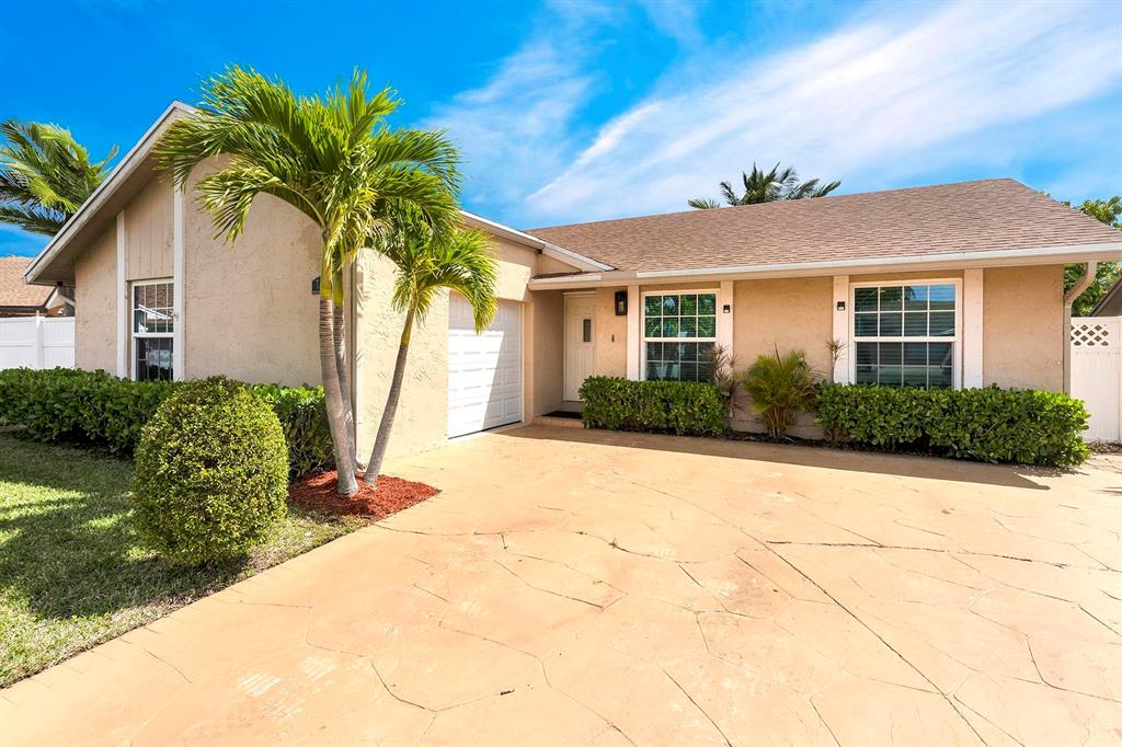 Photo for 714 SW 75th Way, North Lauderdale, FL 33068 - listing #FX-10430972 714 SW 75th Way, North Lauderdale, FL 33068