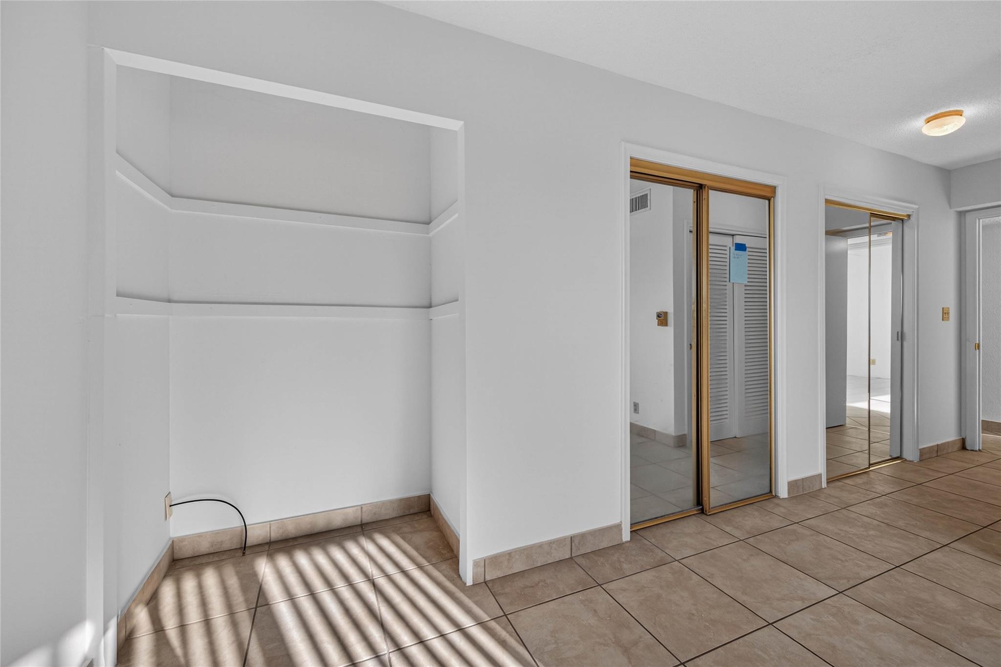 610 NE 12th Avenue 601, Hallandale Beach, FL 33009