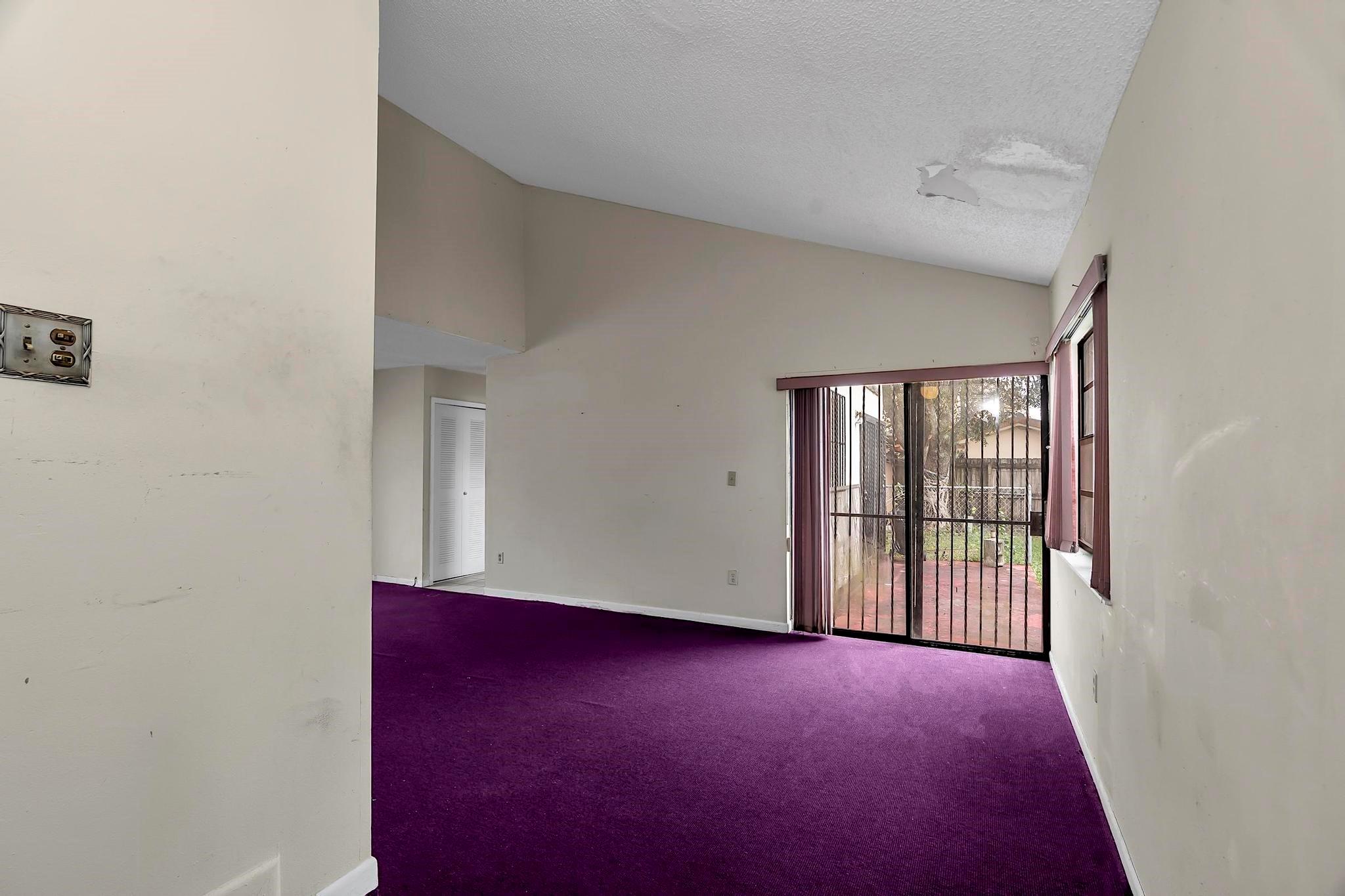 602 SW 99th Place, Miami, FL 33174