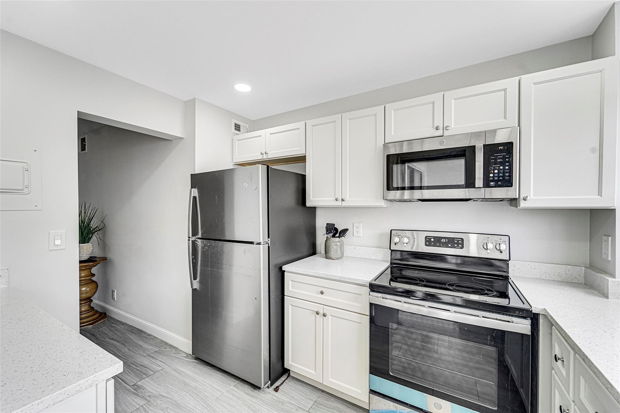 Photo for 2201 NW 41st Avenue, 209, Lauderhill, FL 33313 - Listing #FX-10499529 2201 NW 41st Avenue, 209, Lauderhill, FL 33313