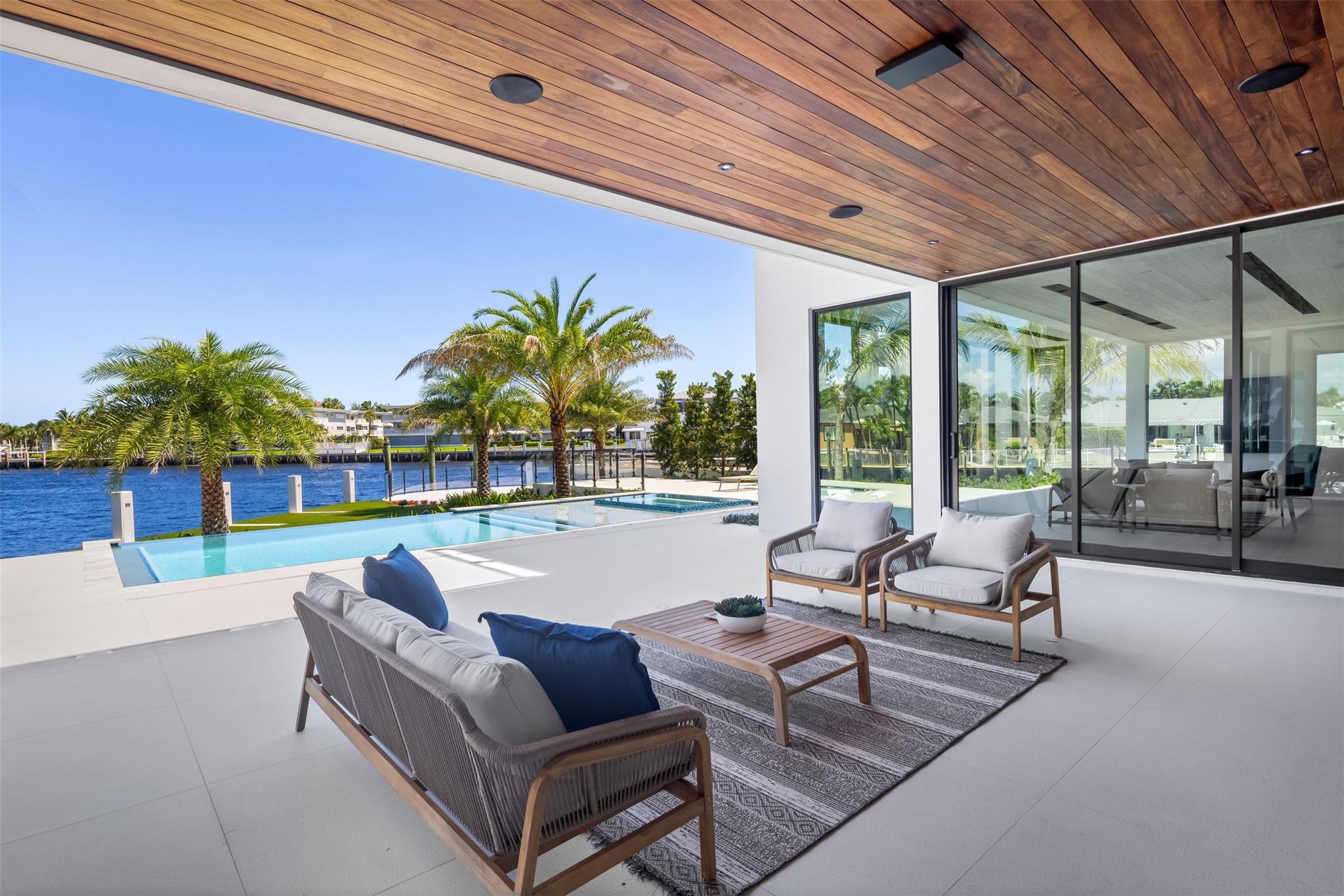 1555 SE 14th Court, Deerfield Beach, FL 33441