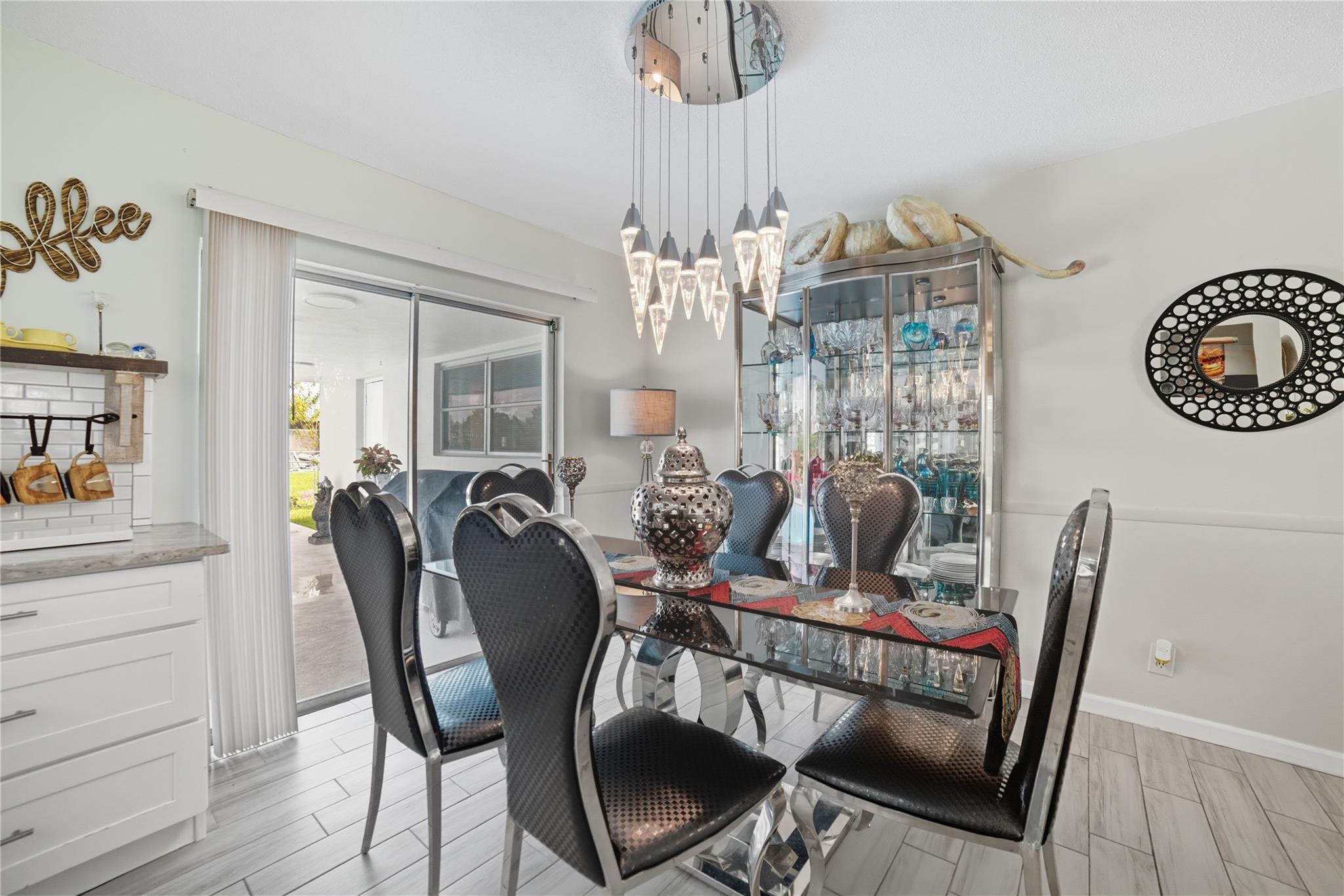 7505 NW 40th Place, Coral Springs, FL 33065