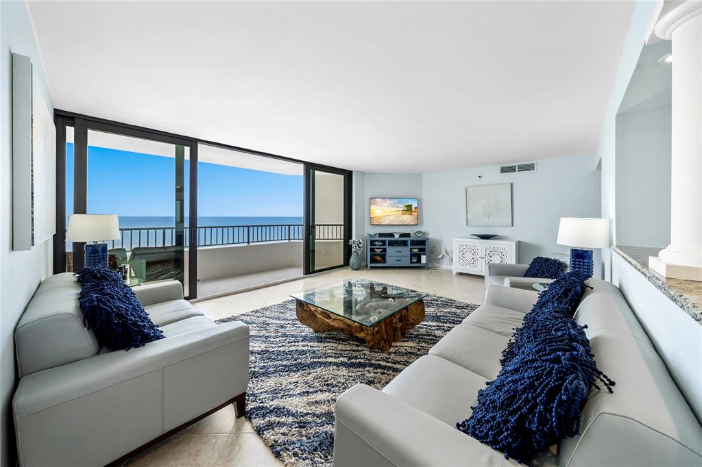 Photo for 600 Ocean Drive, 8D, Juno Beach, FL 33408 - Listing #FX-10422430 600 Ocean Drive, 8D, Juno Beach, FL 33408