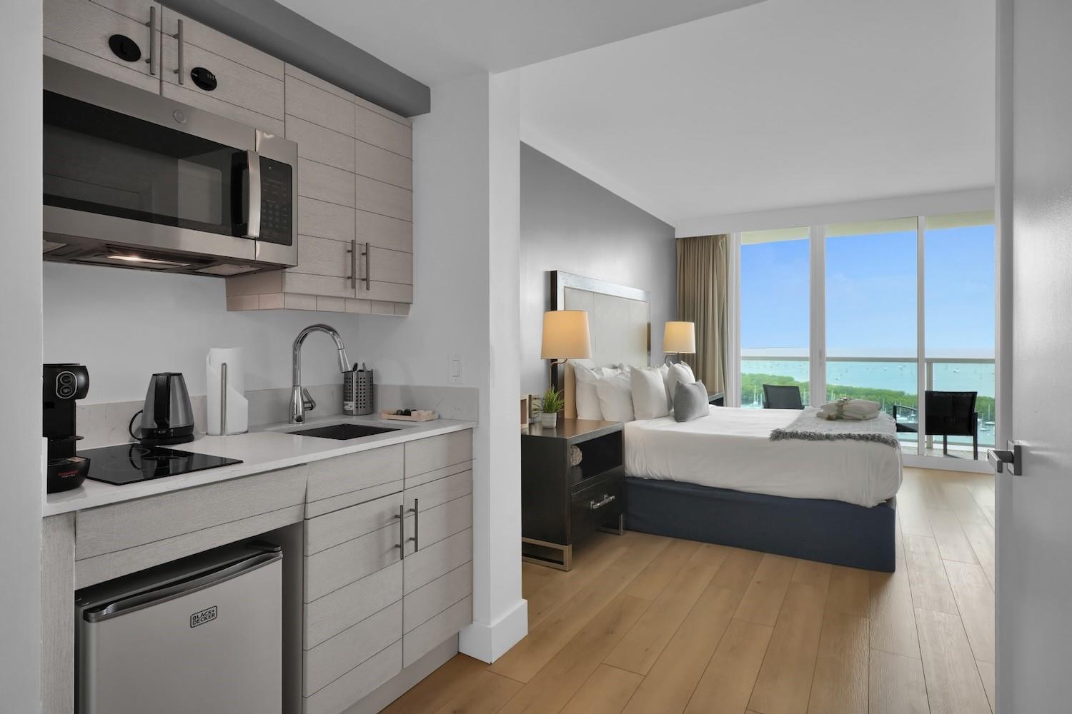 2889 Mcfarlane Road 1516, Miami, FL 33133