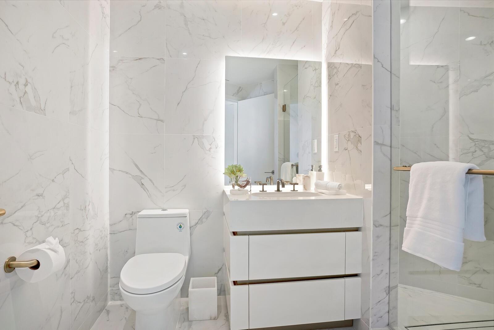 525 Fort Lauderdale Beach Boulevard 1701, Fort Lauderdale, FL 33304