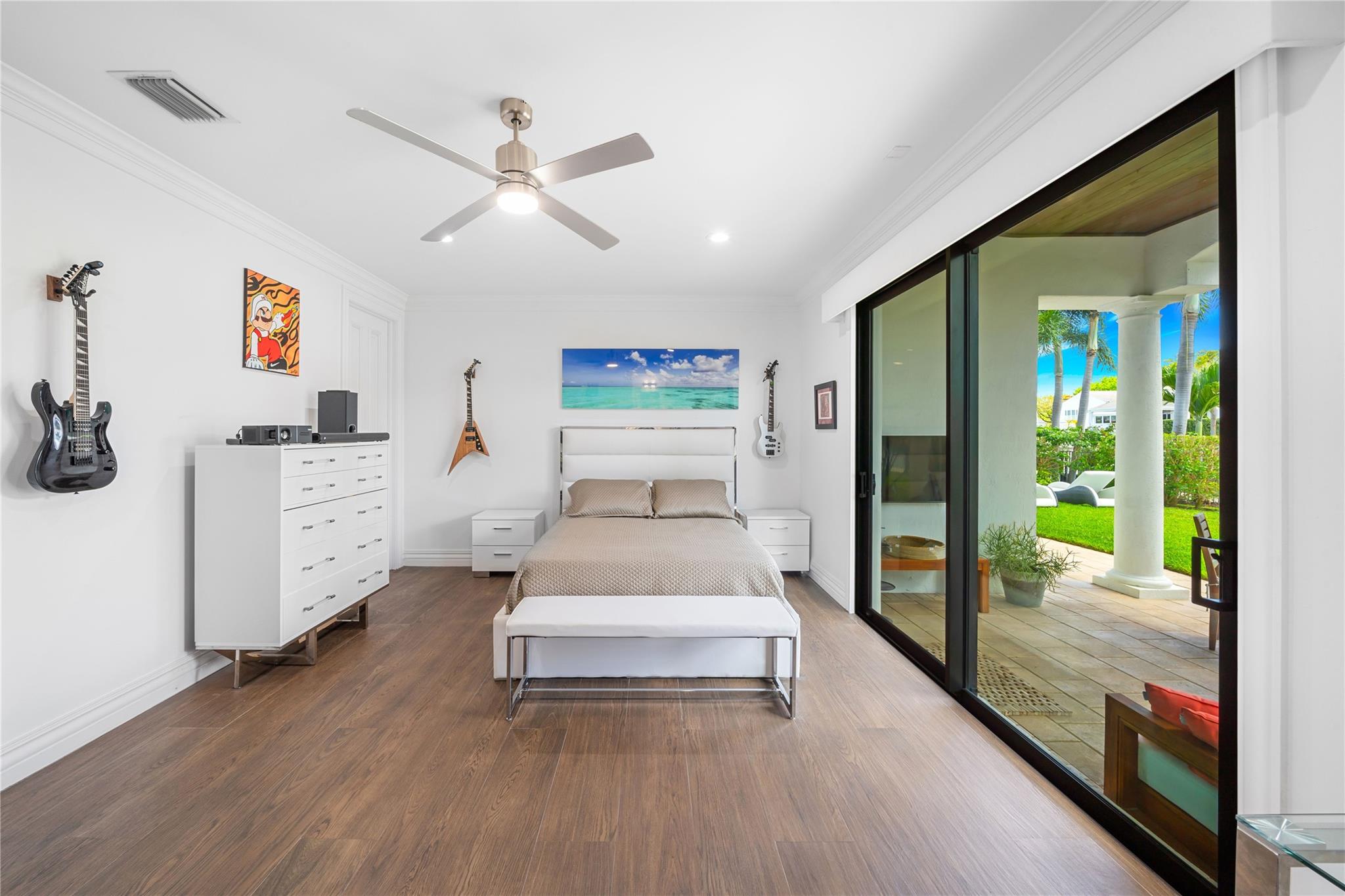 41 Compass Lane, Fort Lauderdale, FL 33308